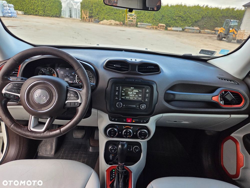Jeep Renegade - 1