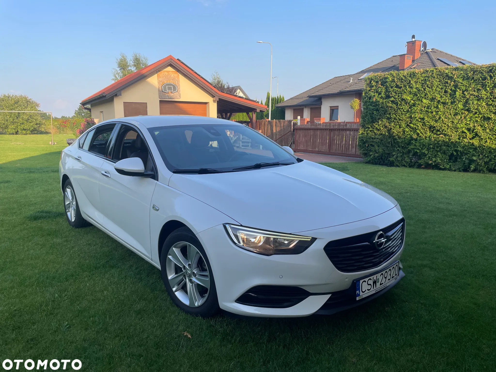 Opel Insignia - 2