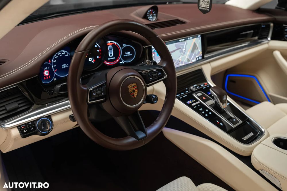 Porsche Panamera 4 - 16