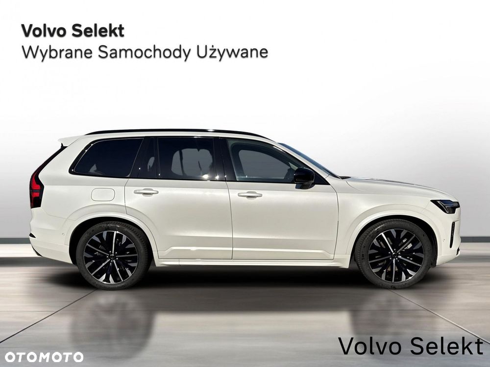 Volvo XC 90 - 7