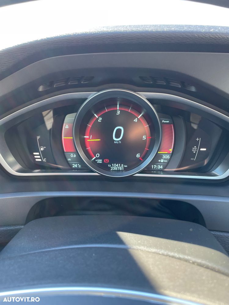 Volvo V40 - 13