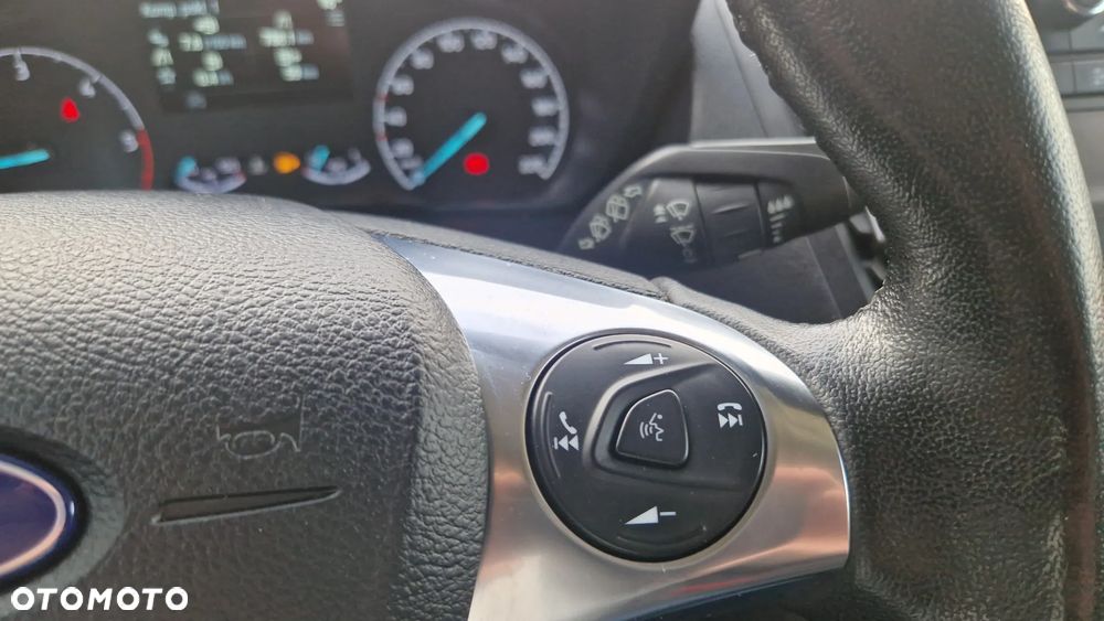 Ford Transit Connect - 13