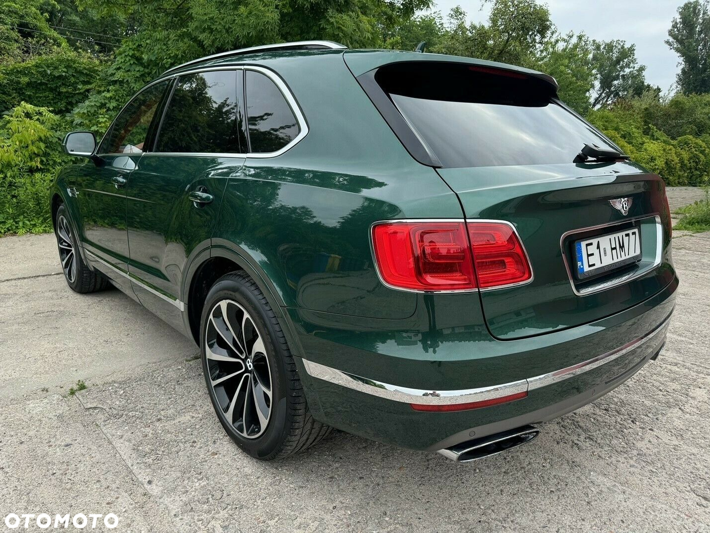 Bentley Bentayga - 9