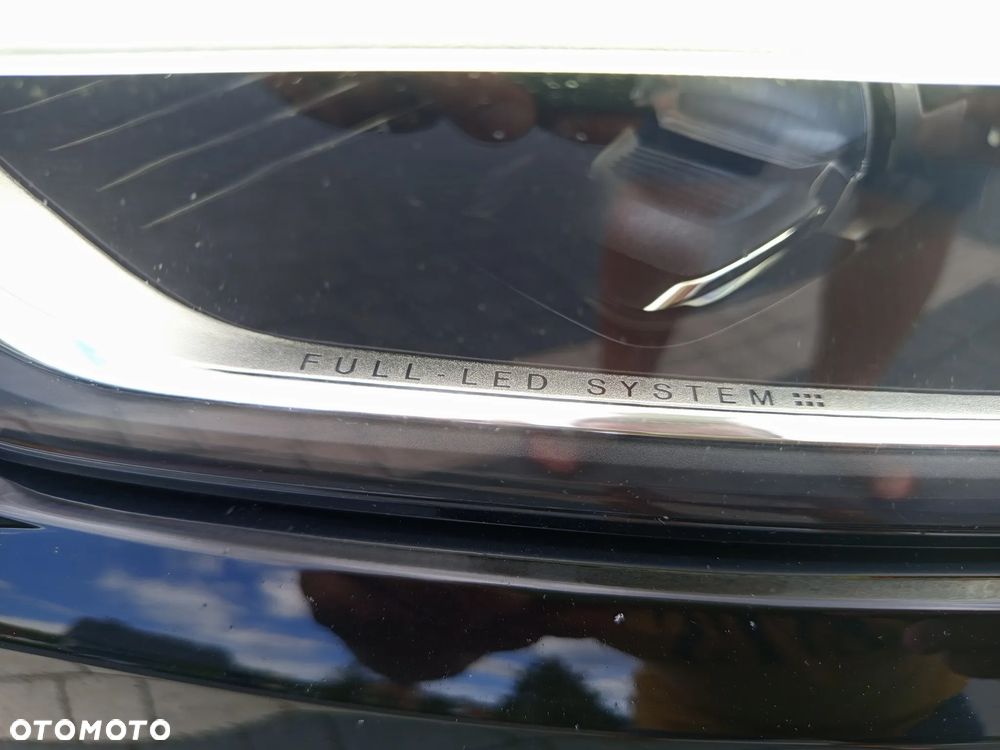 Volvo XC 60 D4 R-Design - 25