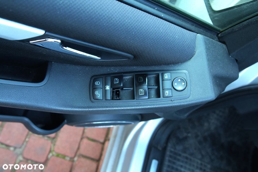 Mercedes-Benz Klasa A 150 Avantgarde Polar Star - 12