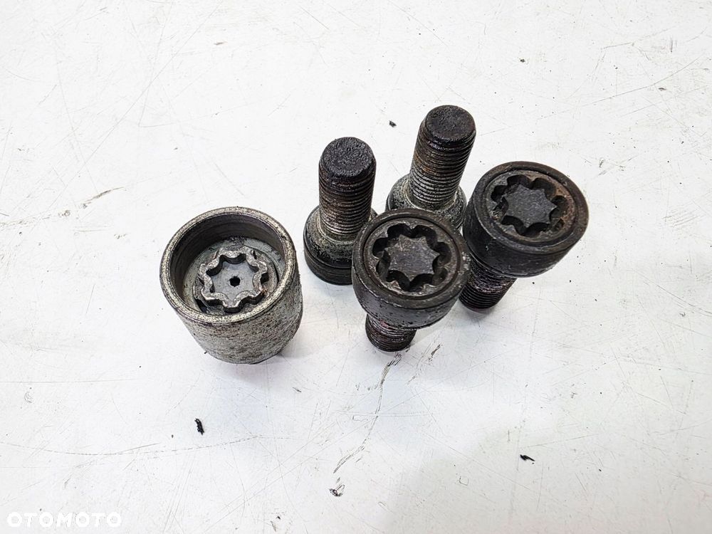 ŚRUBA ŚRUBY ZABEZPIECZAJĄCE AUDI VOLKSWAGEN SEAT SKODA WZÓR Q - 4