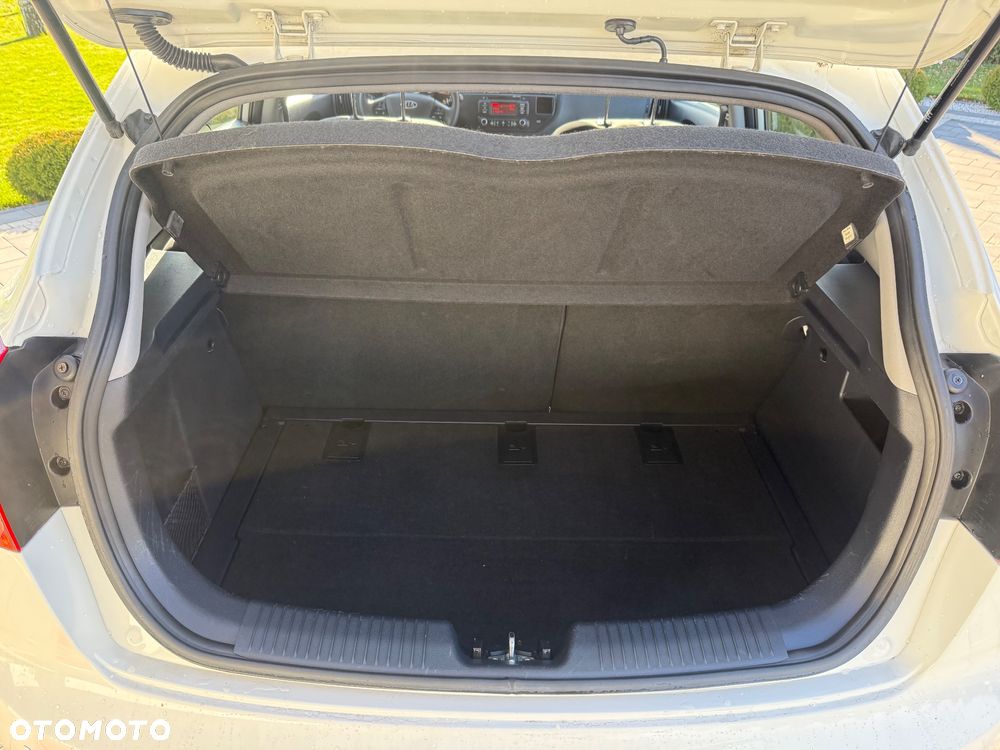 Kia Rio 1.2 Attract - 20