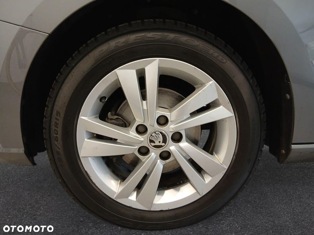 Skoda Fabia 1.0 TSI Ambition Plus - 33
