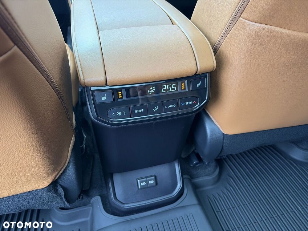 Toyota Highlander 2.5 Hybrid Executive - 16