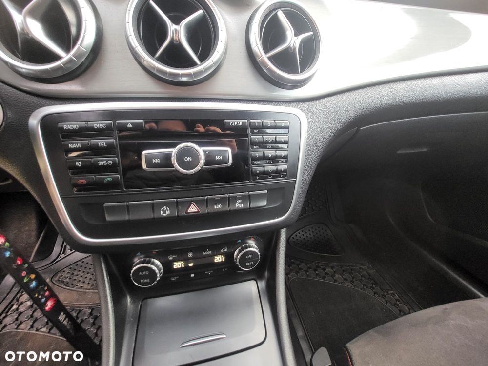 Mercedes-Benz CLA - 15