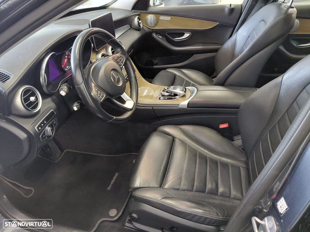 Mercedes-Benz C 350 - 11