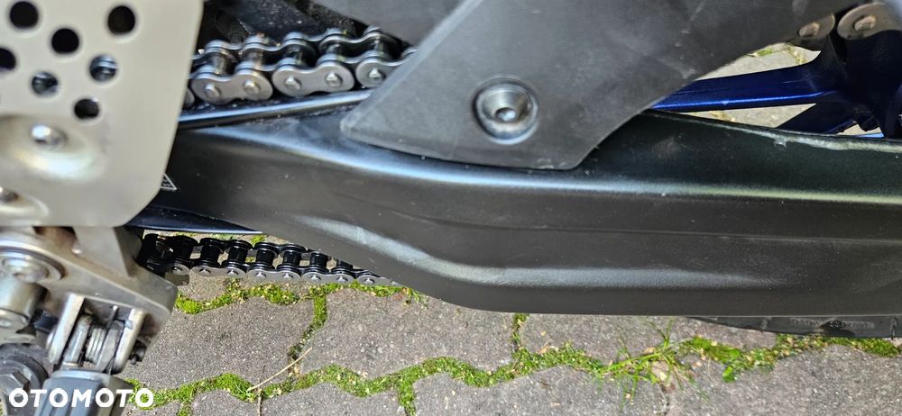 Yamaha MT - 12