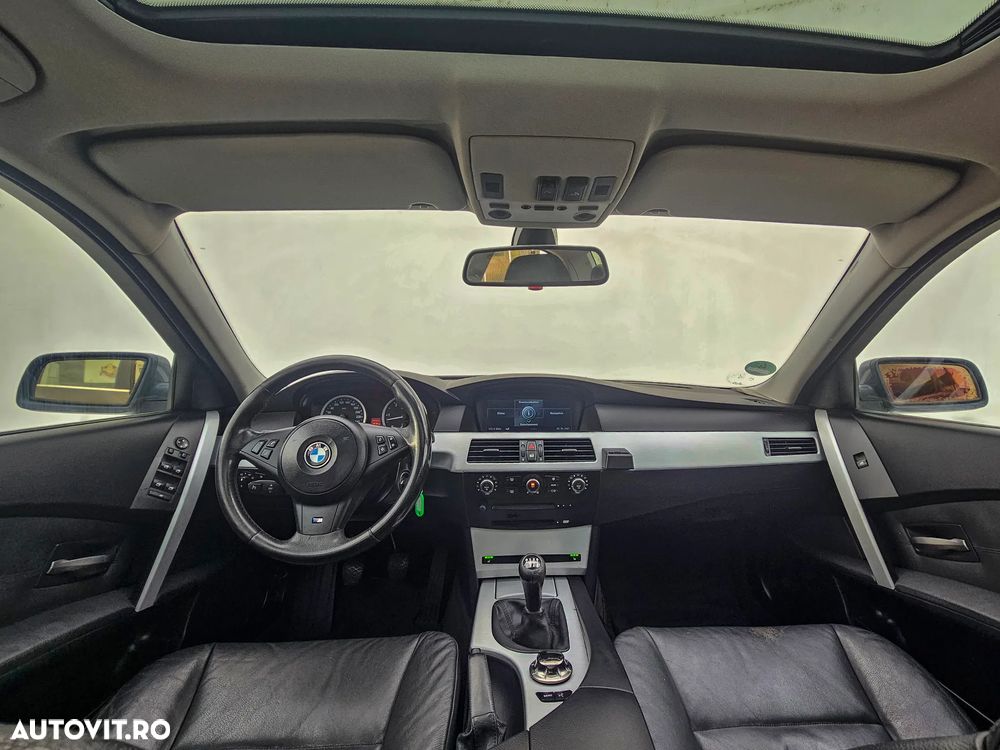 BMW Seria 5 525d - 10