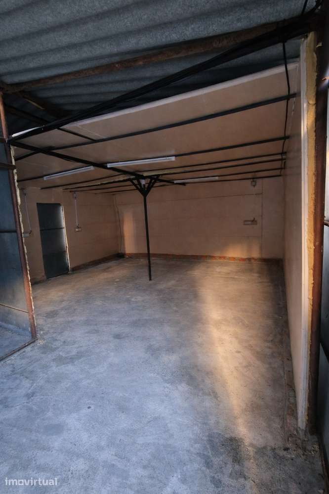 Espaço Multiusos / Oficina / Armazém / Outros 250m² logradouro privado - Grande imagem: 4/6