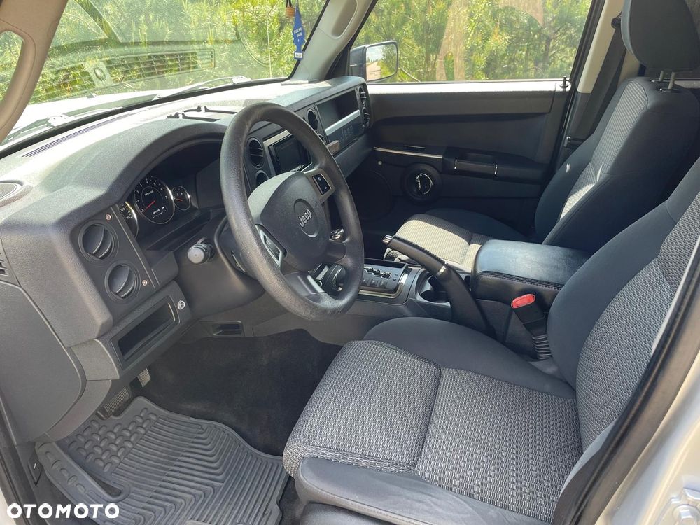 Jeep Commander 3.7 V6 - 9