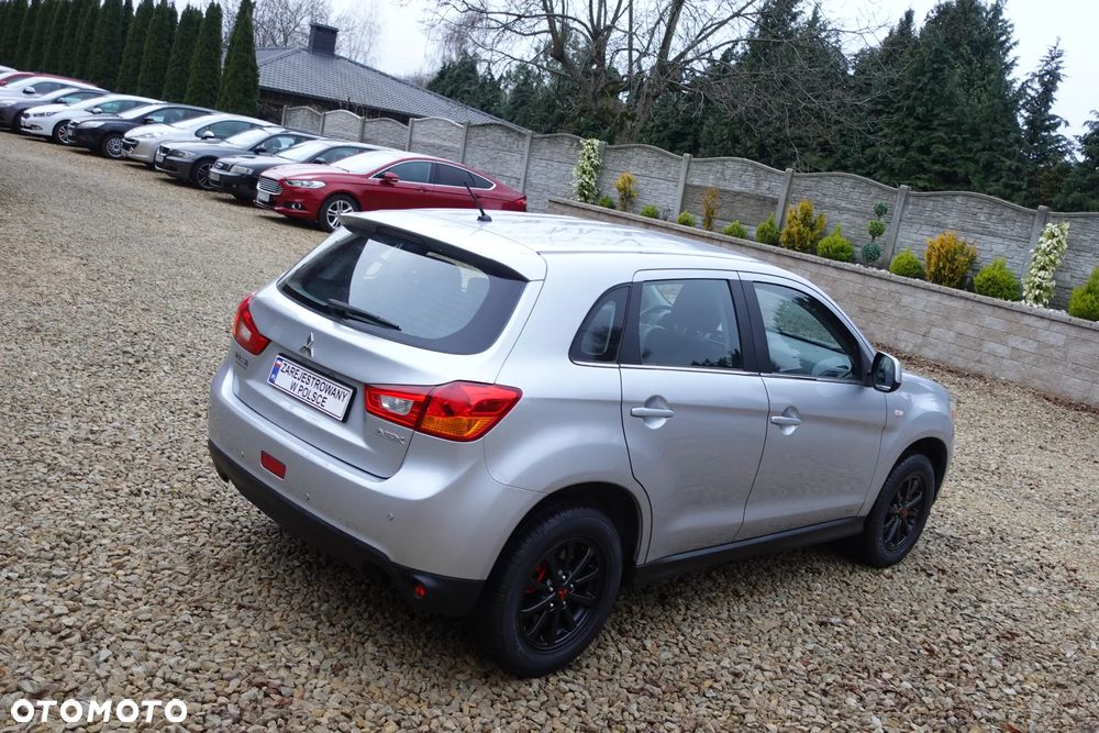 Mitsubishi ASX - 3