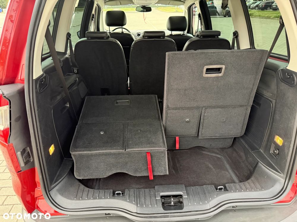 Ford Galaxy 2.0 TDCi Ghia - 22