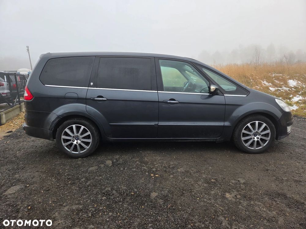Ford Galaxy 2.0 TDCi Ghia - 8