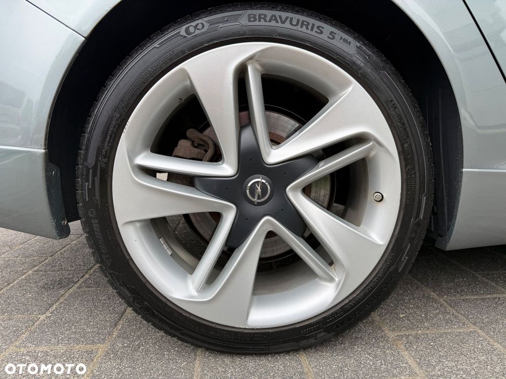 Opel Insignia - 18
