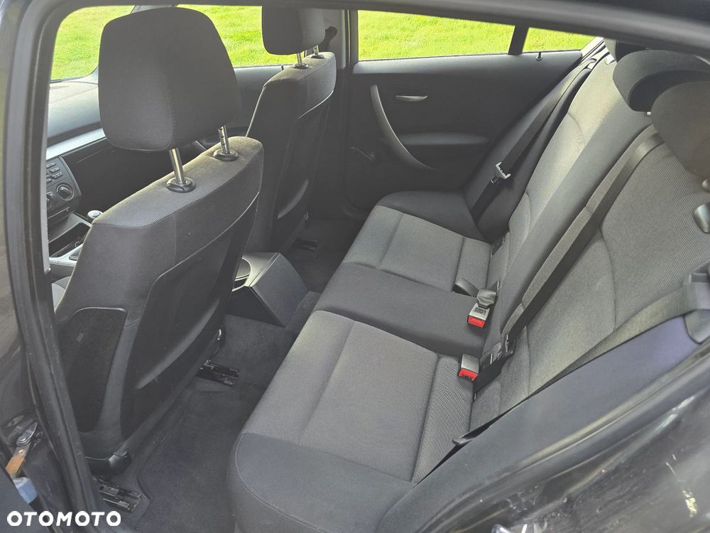 BMW Seria 1 - 11