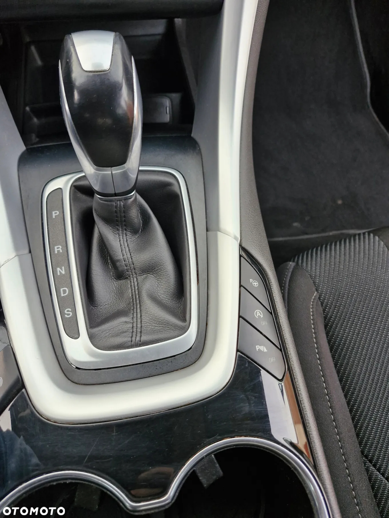 Ford Mondeo 2.0 TDCi Gold Edition PowerShift - 13