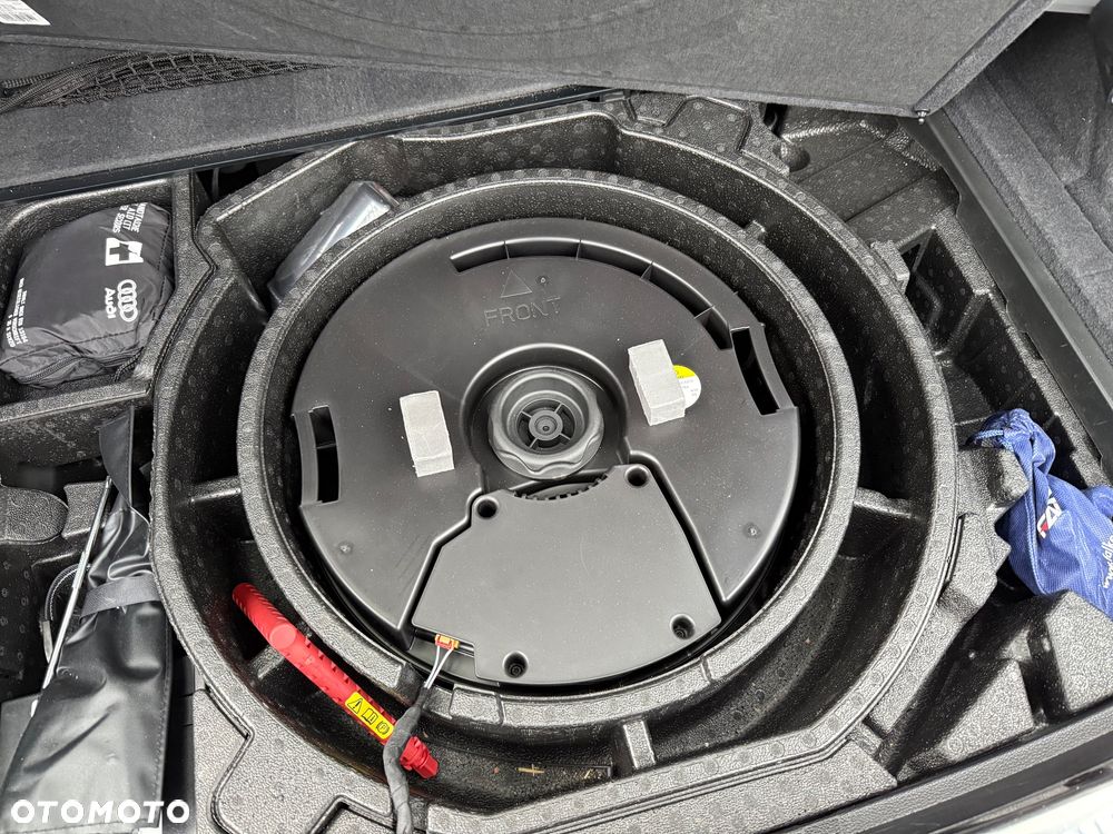 Audi Q5 40 TDI quattro S tronic S line - 35