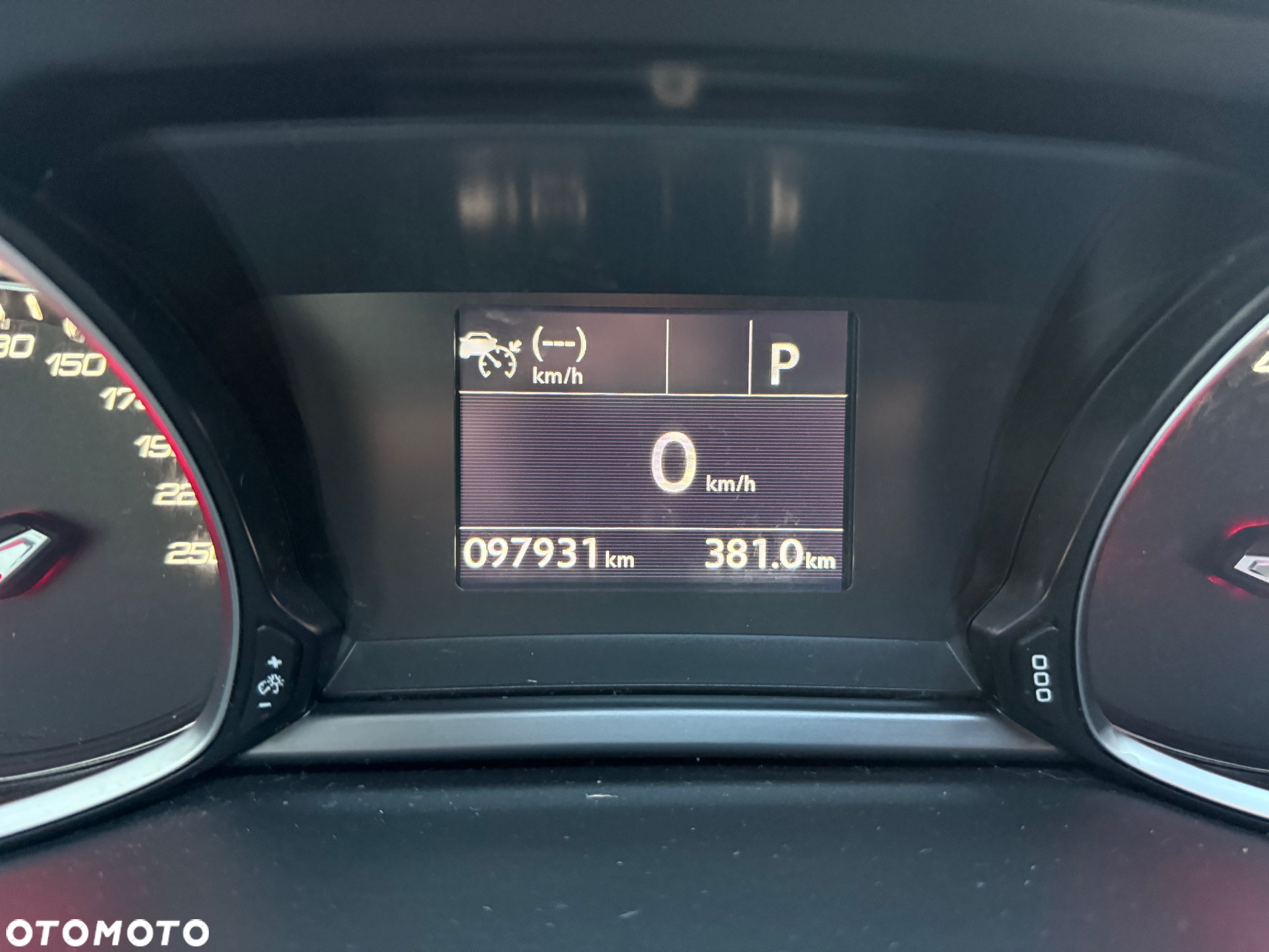 Peugeot 308 - 11