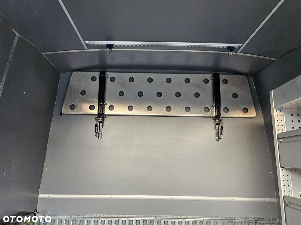 Peugeot BOXER L2H2 Brygadowy 6os 28tys km SalonPL FV23% - 31