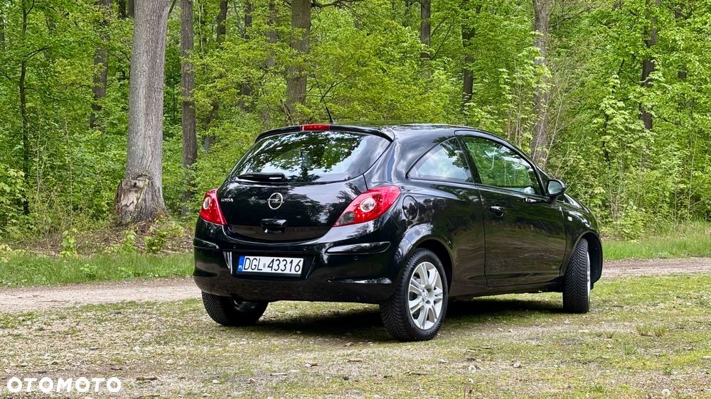 Opel Corsa 1.2 16V Enjoy - 4