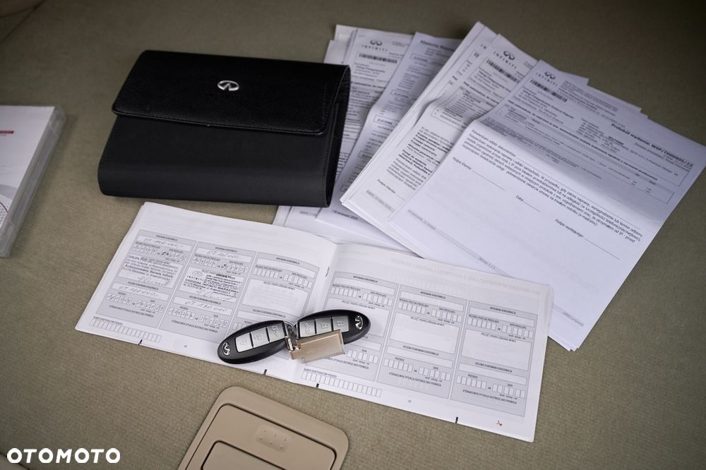 Infiniti QX70 3.0d S - 40