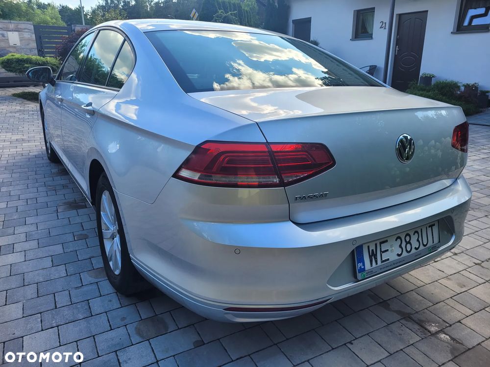 Volkswagen Passat 1.4 TSI BMT Comfortline - 30