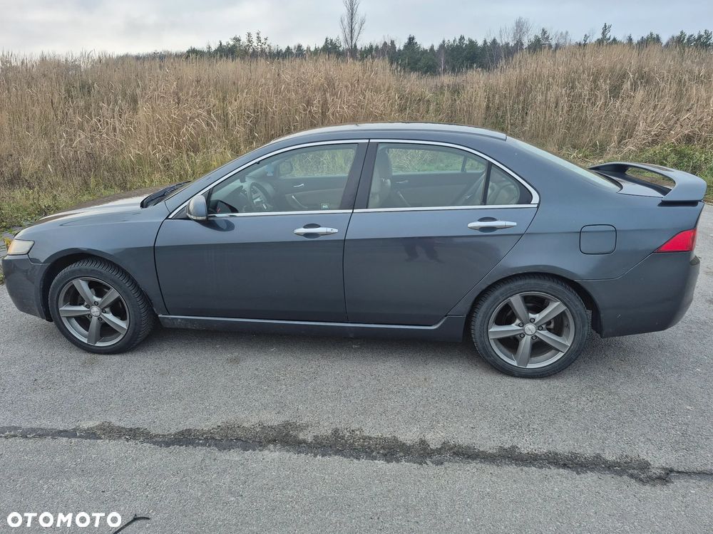 Honda Accord 2.0 Comfort - 2