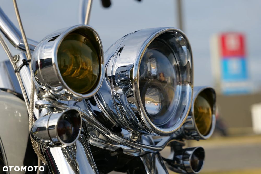 Harley-Davidson Softail Deluxe - 7