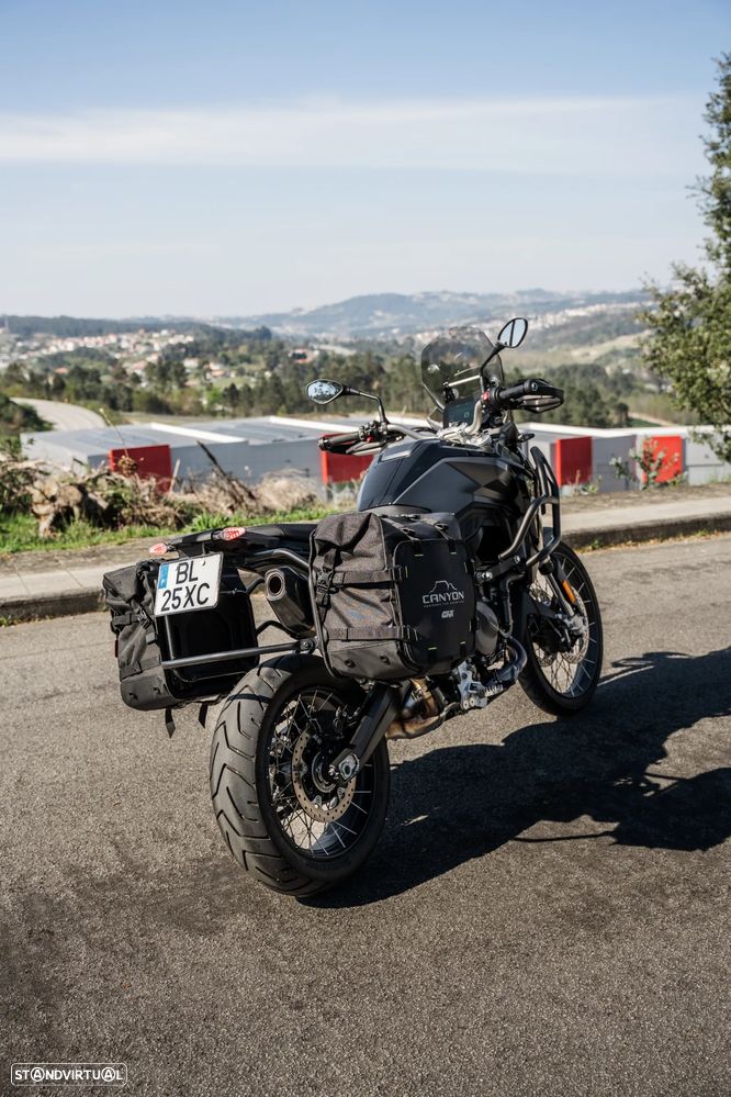 BMW F 900 GS Triple Black - 19