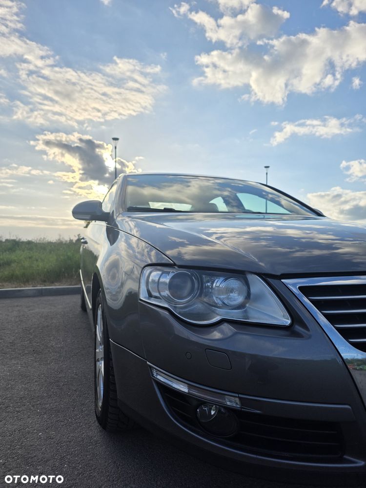 Volkswagen Passat - 3