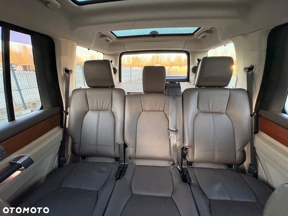 Land Rover Discovery 3.0 Si6 HSE Luxury - 37