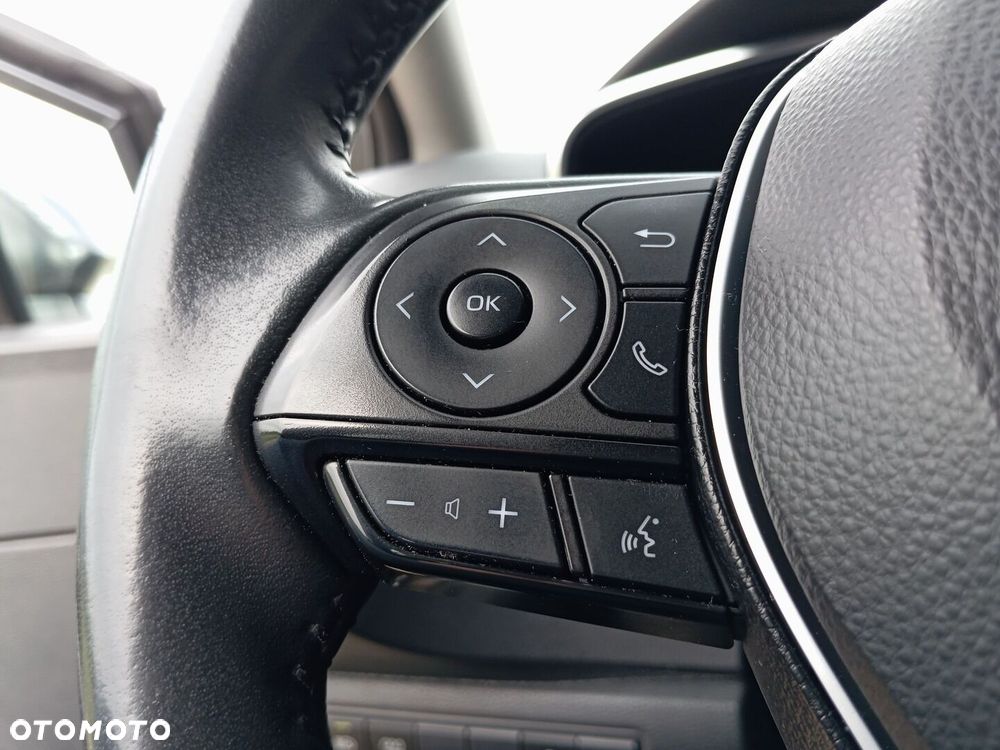 Toyota Corolla 1.8 Hybrid Comfort - 13
