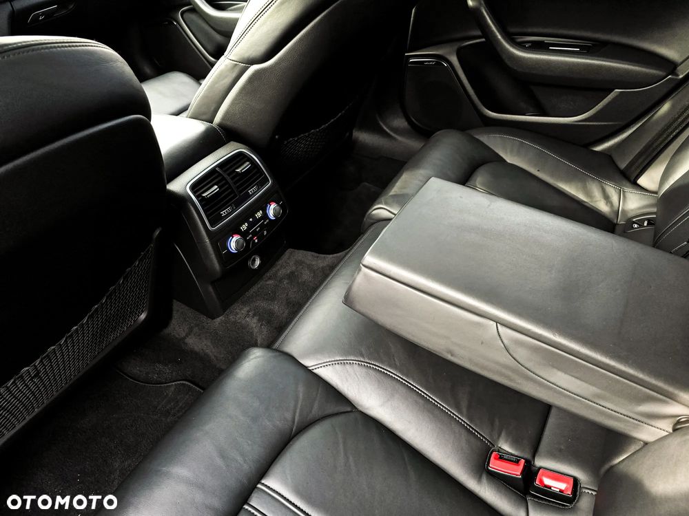 Audi A6 Avant 3.0 TDI Quattro S tronic - 32