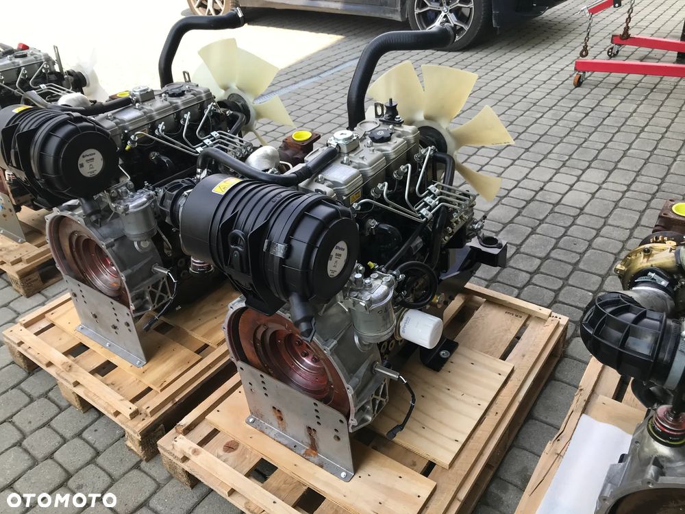 SILNIK Perkins 404D-22T 404D 22T 33.3kW 18900netto - 7