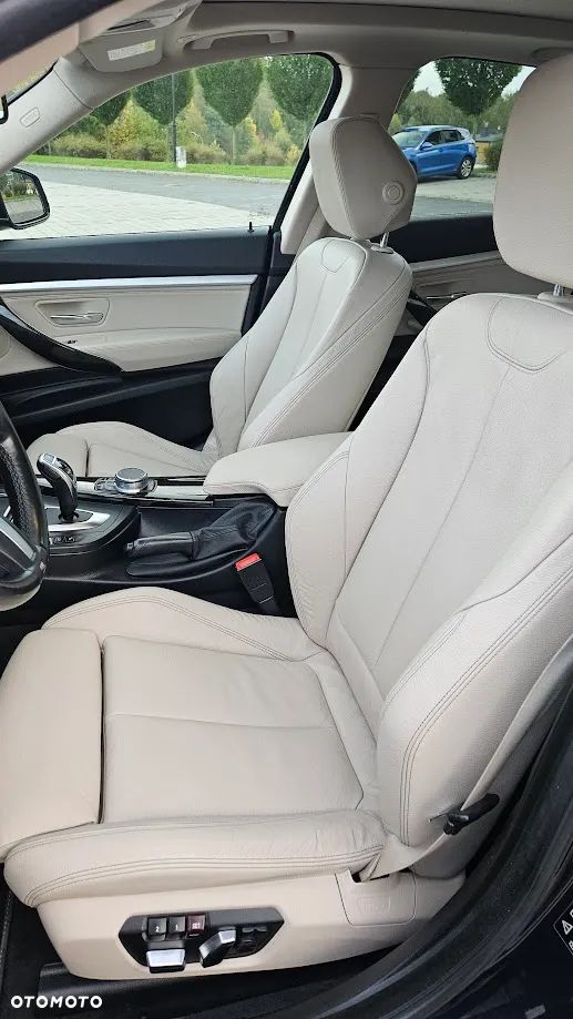 BMW Seria 3 320d Luxury Line - 11