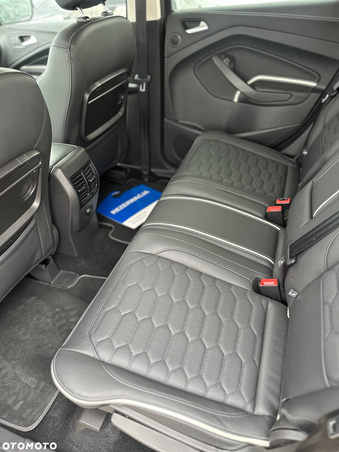 Ford Kuga 2.0 TDCi 4x4 Vignale - 9