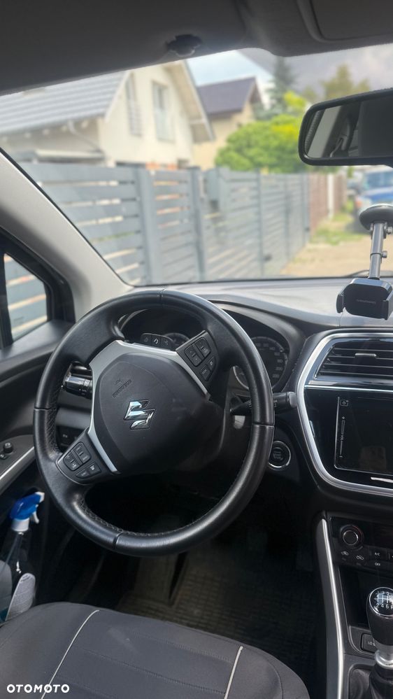 Suzuki SX4 S-Cross 1.4 T Elegance - 14