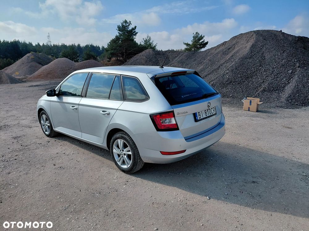 Skoda Fabia 1.0 TSI Ambition - 4