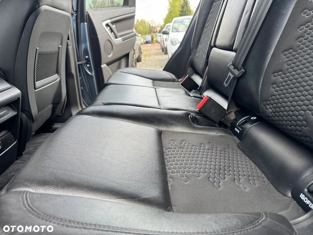 Land Rover Discovery Sport - 27