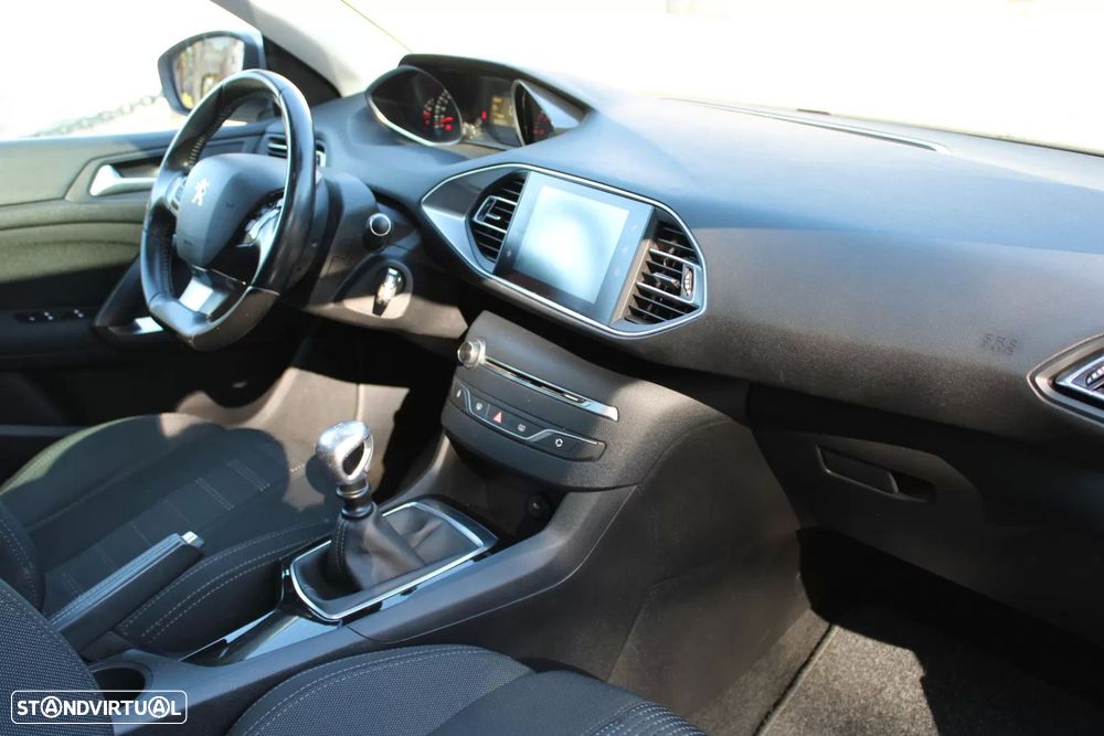 Peugeot 308 SW 1.6 BlueHDi Allure - 19