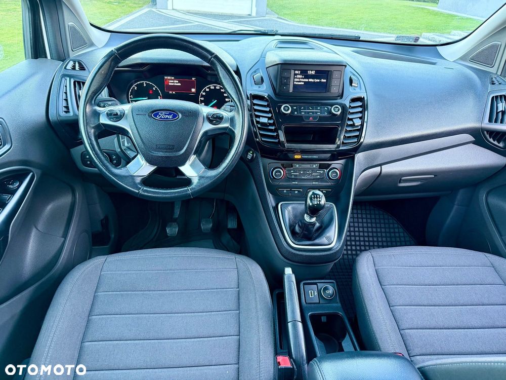 Ford Tourneo Connect 1.5 TDCi Titanium - 11