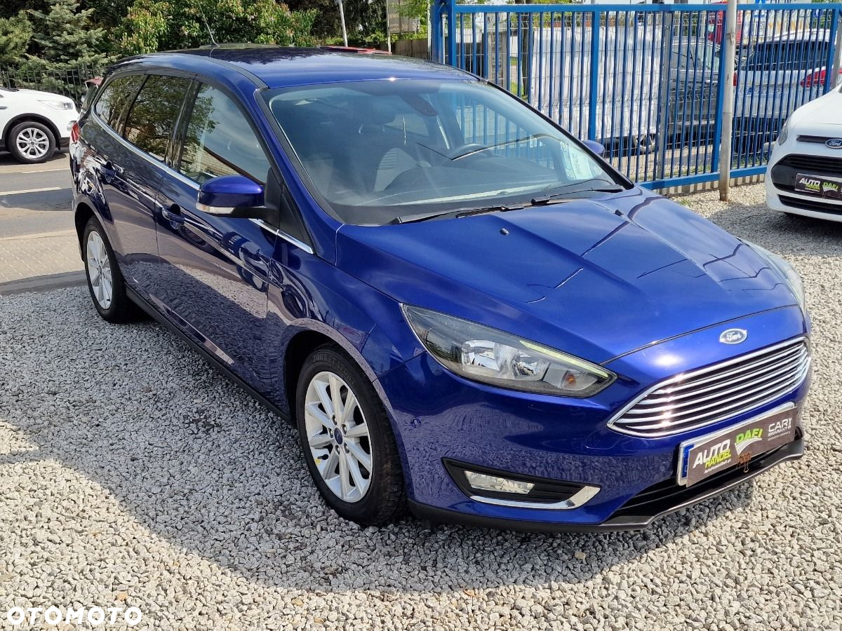 Ford Focus - 32