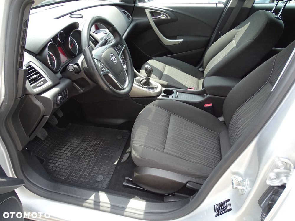 Opel Astra 1.4 Turbo Style - 22