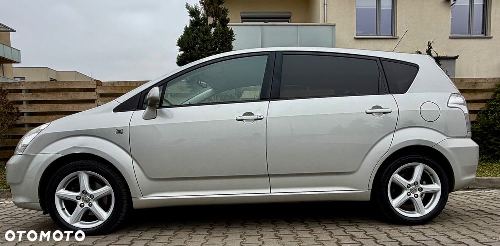 Toyota Corolla Verso 1.8 Team - 12