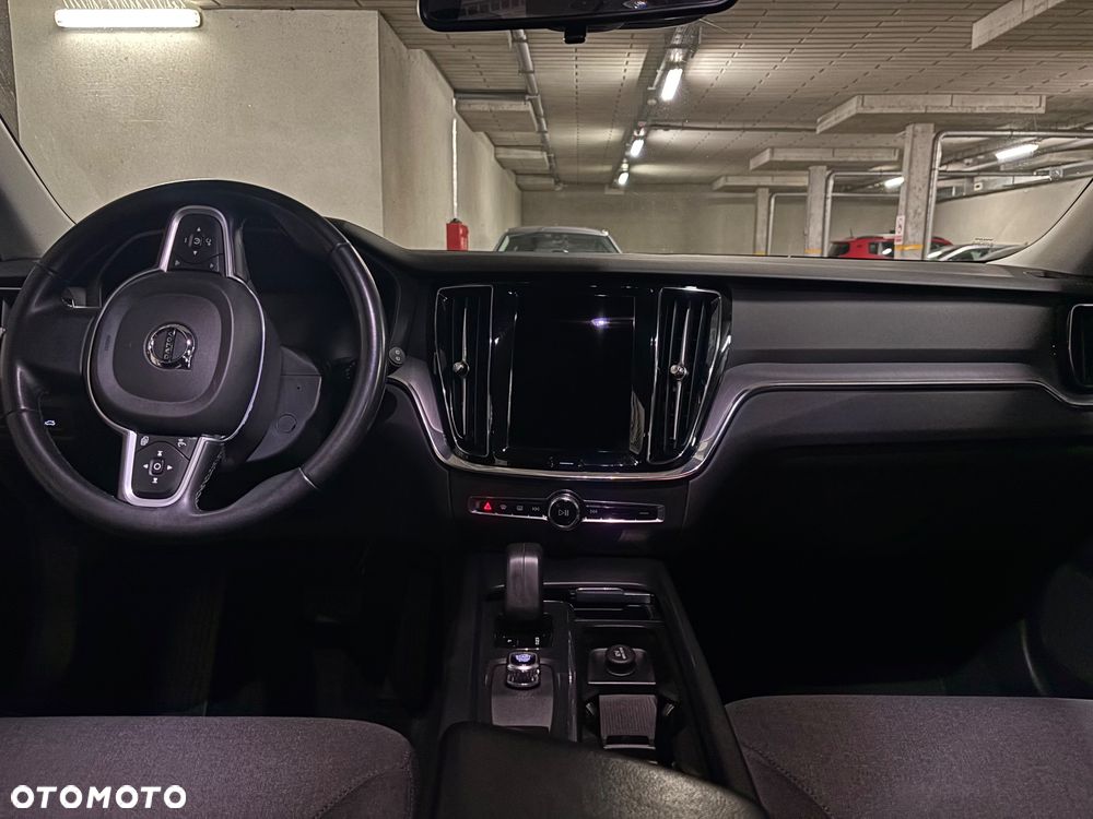 Volvo V60 B4 D Momentum Pro - 7